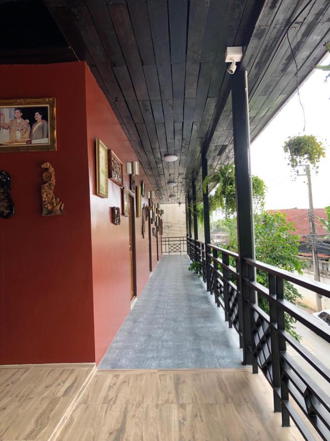 Nonthun 1 Hostel Khon Kaen Exteriör bild