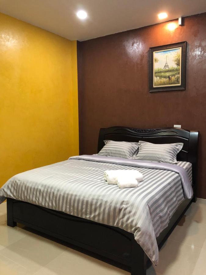 Nonthun 1 Hostel Khon Kaen Exteriör bild