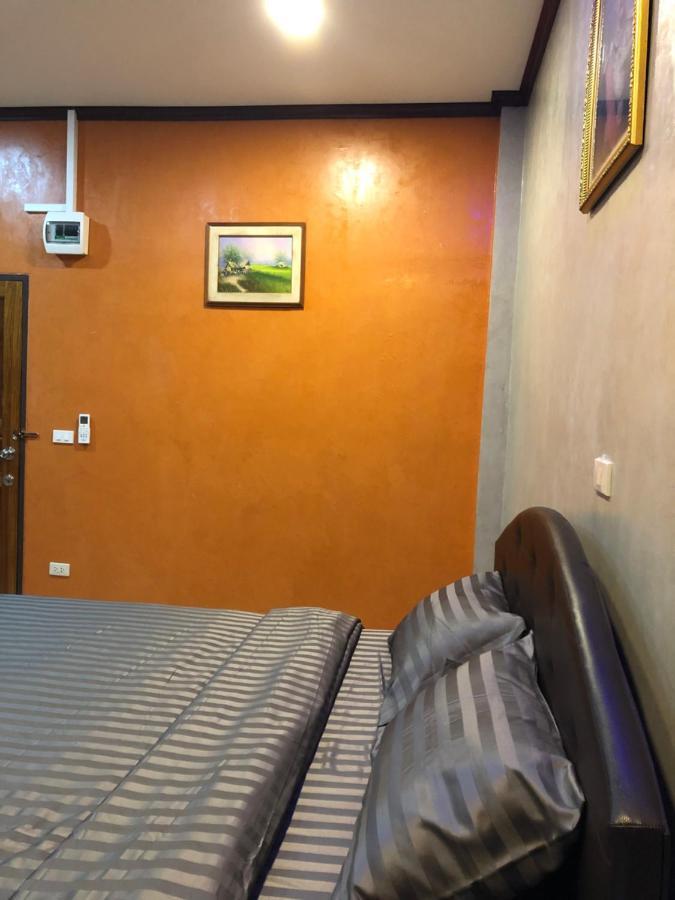 Nonthun 1 Hostel Khon Kaen Exteriör bild