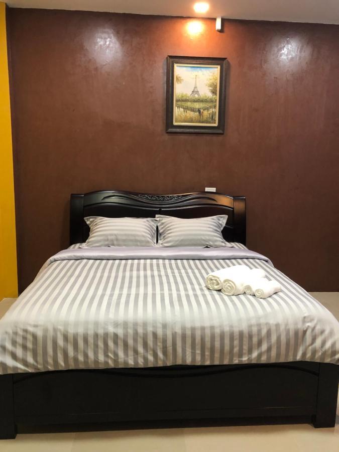 Nonthun 1 Hostel Khon Kaen Exteriör bild