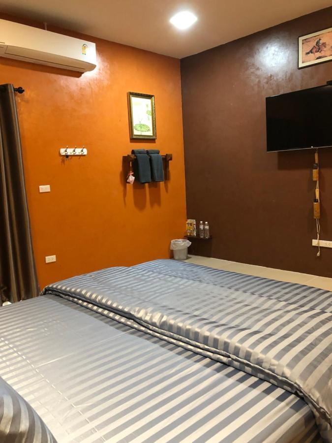 Nonthun 1 Hostel Khon Kaen Exteriör bild